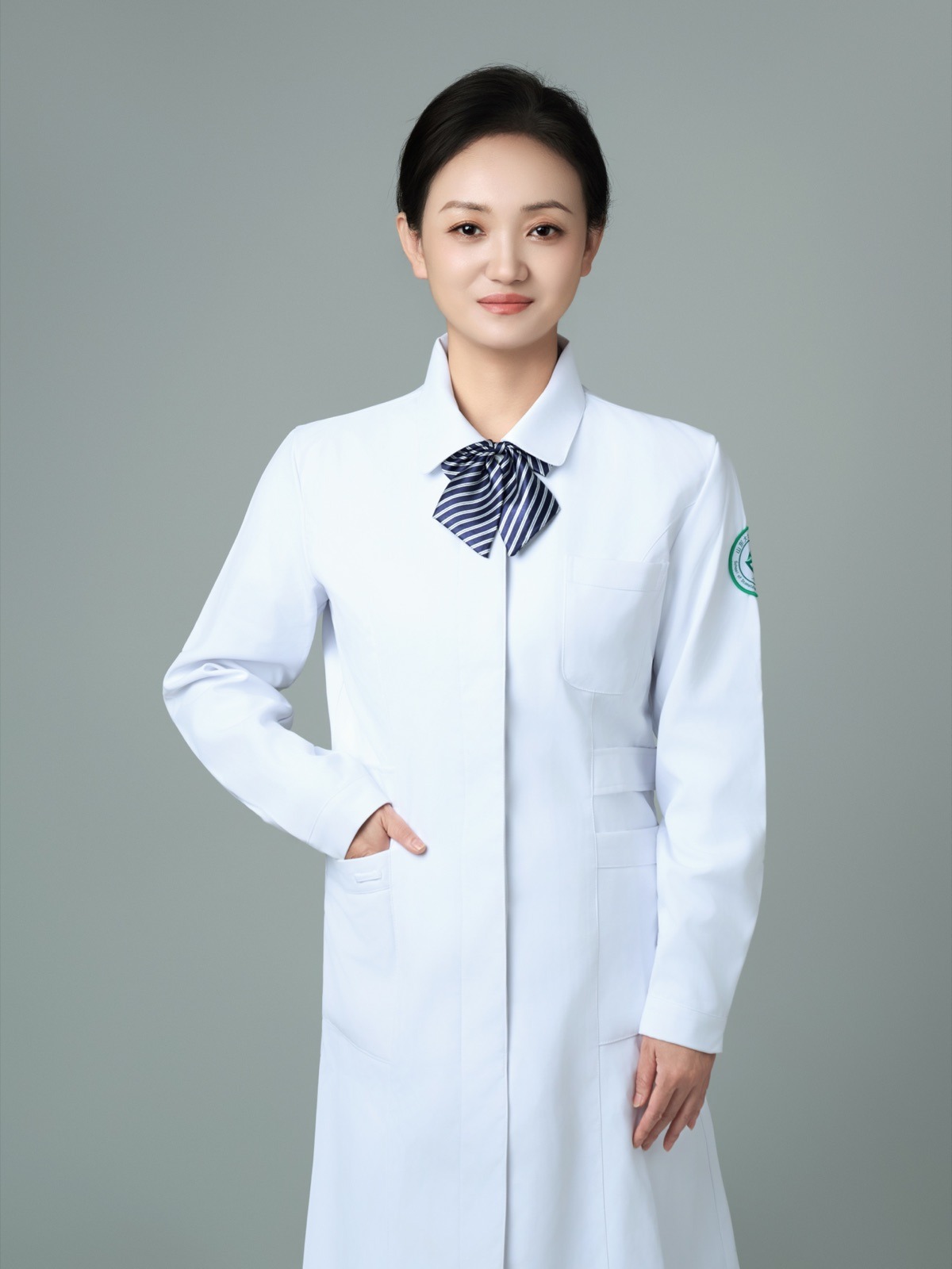 李莹